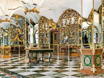 Найбагатшу колекцію коштовностей Європи пограбували на сотні мільйонів євро