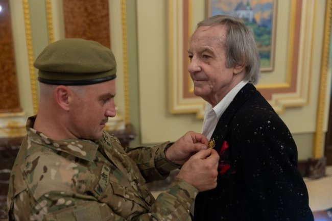 «Національна легенда України»: народний артист з Луцька Василь Зінкевич отримав від президента відзнаку
