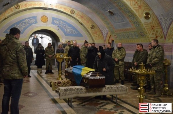 Луцьк зустрів тіло загиблого бійця Валерія Марцинюка