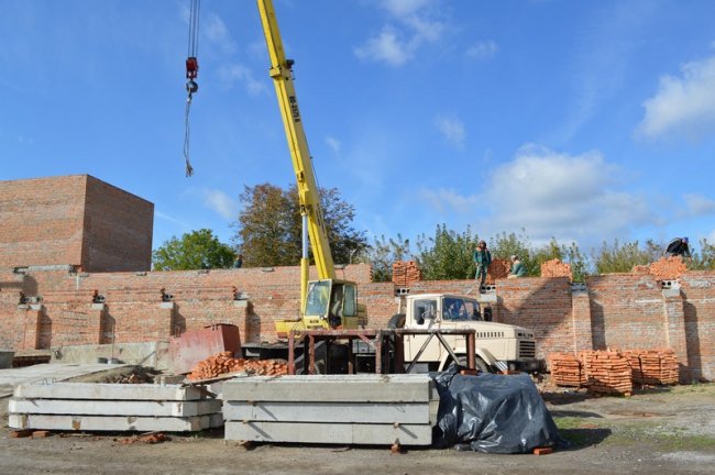 У Ковелі розпочали будівельні роботи на стадіоні «Локомотив». ФОТО