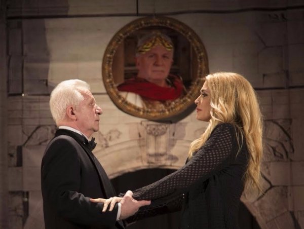 Лучан запрошують на перегляд сучасної комедії «Сублімація любові»