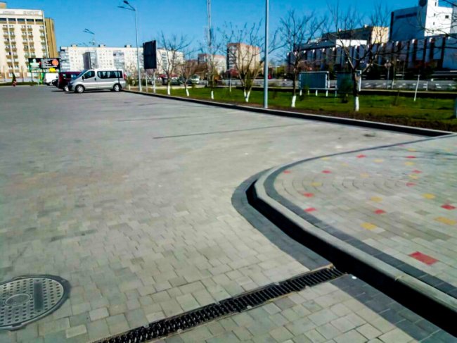 Луцька бруківка користується популярністю у регіонах*