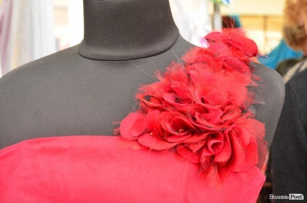 ПТУ Волині презентують: одяг, їжа, меблі та навіть мангал. ФОТО 