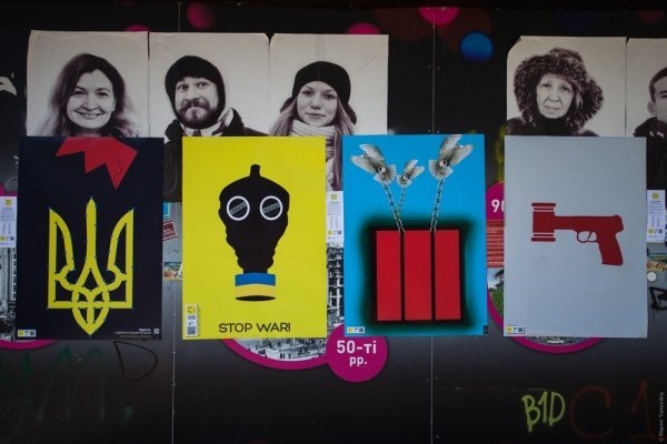 Дизайнери світу проти війни в Україні. ФОТО
