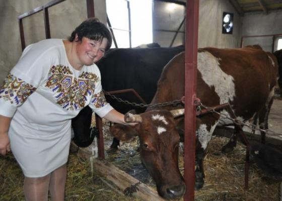 На Волині сім’я переїхала з міста в село, щоб займатися фермерством