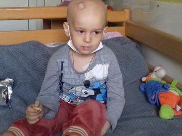 Мама онкохворого хлопчика з Волині  розповіла про стан дитини після 8-го блоку хіміотерапії