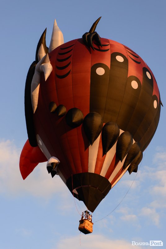 У небі над Луцьком – карнавал повітряних куль. ФОТО