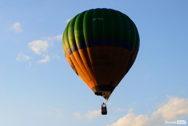 У небі над Луцьком – карнавал повітряних куль. ФОТО