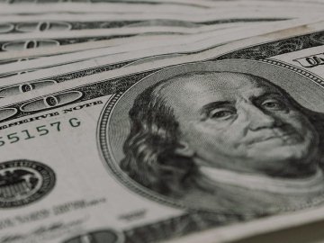 Курс валют у Луцьку на 2 січня