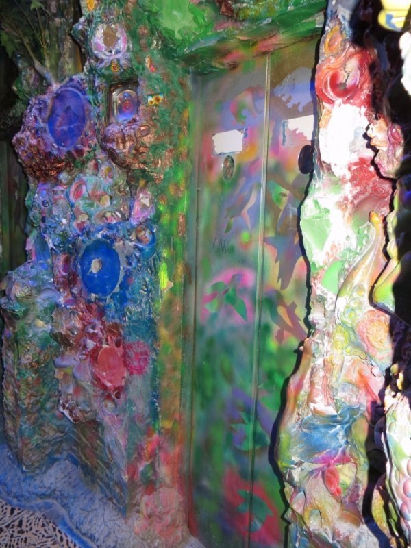 У Києві «містичну» квартиру продають за  тис. ФОТО