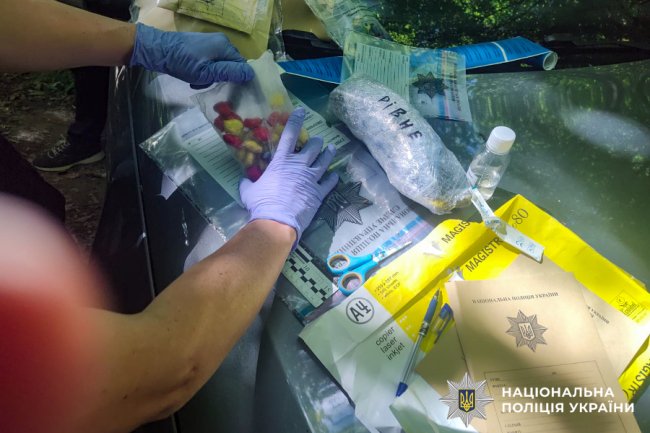 На Рівненщині поліцейські затримали двох «закладчиків» із Волині. ФОТО