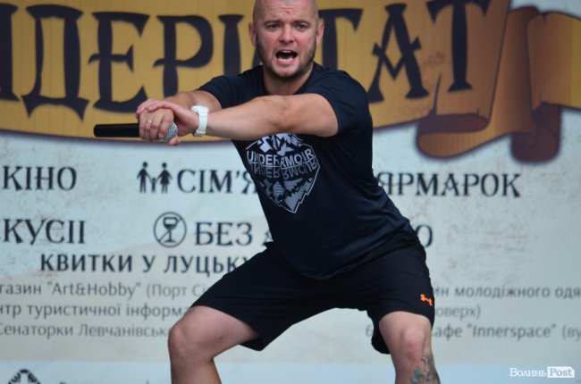 У Луцьку річницю «Ранкової руханки» відзначили тортом