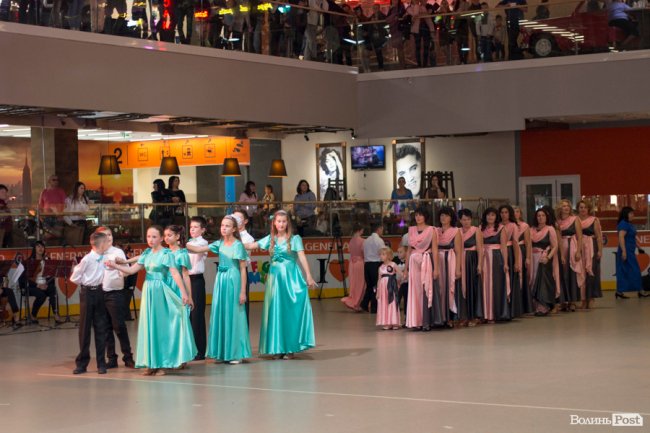 Свято з душею: у Луцьку відбувся «Осінній бал». ФОТО