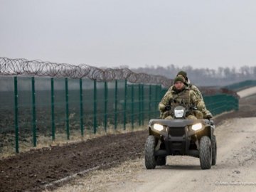 На кордоні з Росією відновили будівництво Стіни. ФОТО