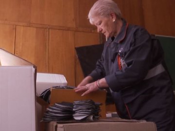 Волинянка облаштувала вдома мінівиробництво для допомоги військовим