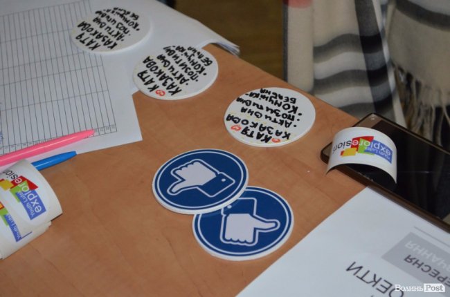 Пластилін, поп-корн та ЗавтраMan: як у Луцьку «продавали» громадські організації