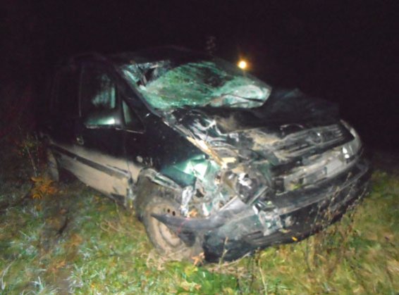 На Рівненщині п’яний на «бляхах» наїхав на віз 