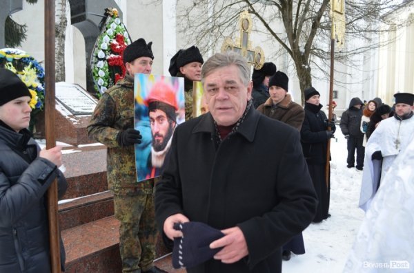 У Луцьку вшанували євромайданівців, убитих в Києві. ФОТО