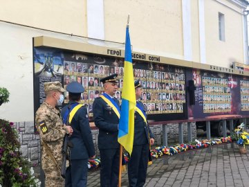 У Луцьку вшанували пам’ять загиблих в АТО/ООС військовослужбовців. ФОТО