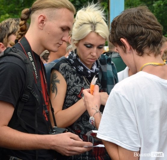 Як тисячі людей відривалися на фестивалі «Захід». ФОТО