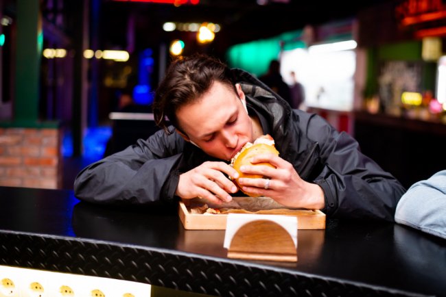 У «Промені» організовують вечірки в американському стилі*