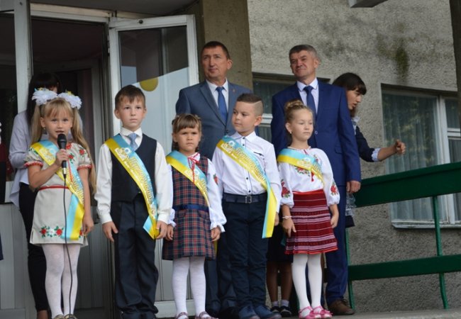 Перший дзвоник у Ковелі. ФОТО