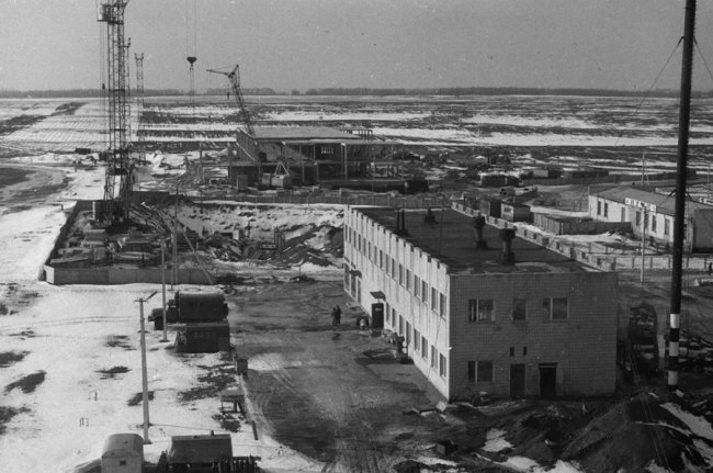 Як під Луцьком будували аеропорт. АРХІВНІ ФОТО