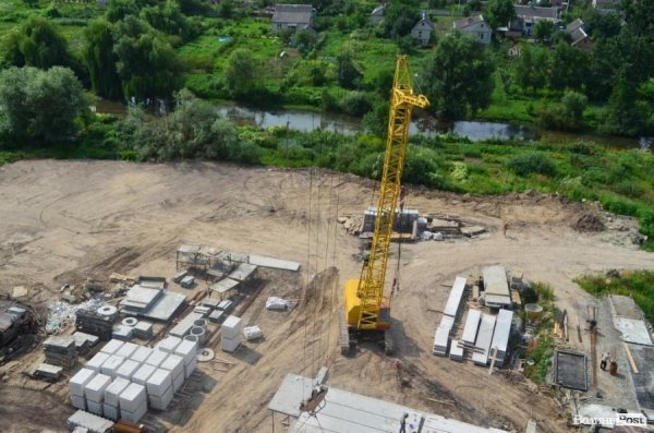 В затишному районі Луцька зводять сучасний житловий комплекс