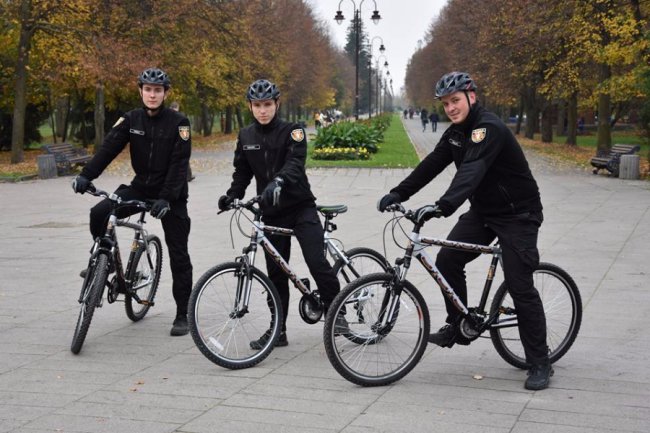 Луцькі муніципали придбали велосипеди для патрулювання