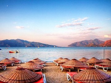 Туреччина впроваджує нові правила для туристів