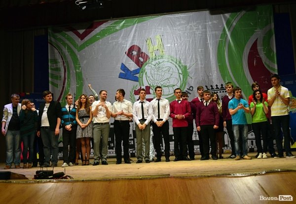 Публіка адекватна, бо не голосувала за Партію регіонів, - КВН у Луцьку. ФОТО