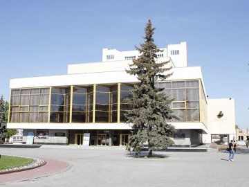 Театральний анонс: огляд вистав у Луцьку 20 – 22 жовтня