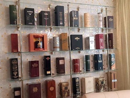 «Пшонка-стайл» у будинку Ківалова, який захопили активісти в Одесі. ФОТО