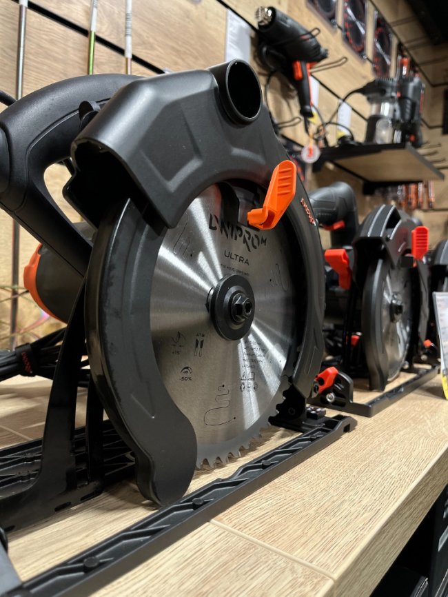 Три причини, чого треба вже їхати в новий «Dnipro-M» під Луцьком. Реклама