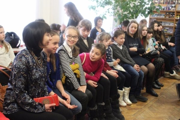 Волинський будинок дитини отримає кошти від продажу валентинок. ФОТО