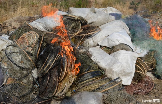 У нацпарку на Волині знищили рибальські знаряддя браконьєрів. ФОТО