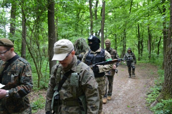 Не наша війна, - страйкбол під Луцьком. ФОТО