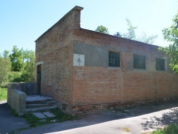 У Луцькому парку санітарна проблема: єдиний туалет нагадує кімнату жахів. ФОТО