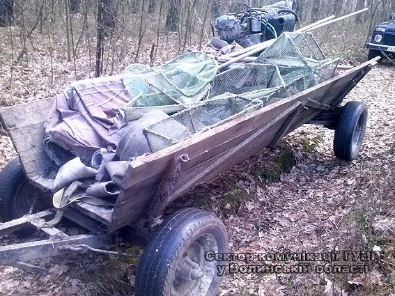 У Любешові бурштинокопачі чинили опір працівникам поліції. ФОТО