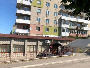 У місті на Волині біля кафе-бару вночі влаштували стрілянину, – ЗМІ