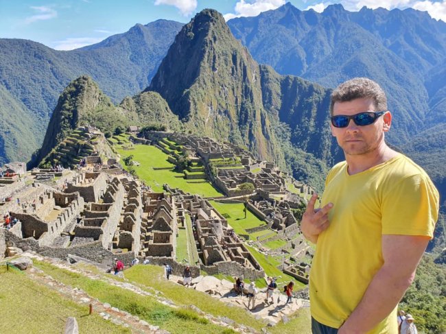 Підкорив Дорогу смерті і скуштував ламу в Перу: волинянин об'їздив три десятки країн