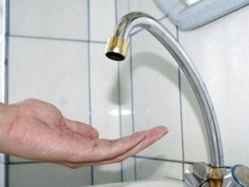 У місті на Волині 2 місяці воду подаватимуть тільки у певні години