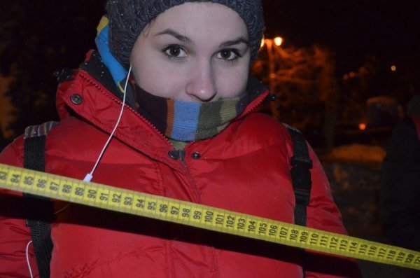 У центрі Луцька на честь Героїв Крут палав тризуб. ФОТО. ВІДЕО