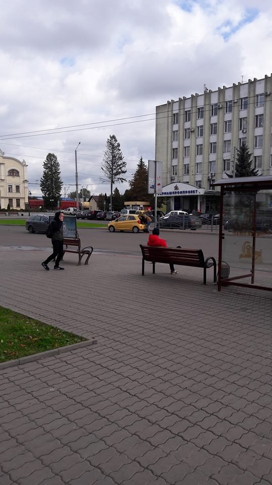 На ринок – по «зустрічці»: у Луцьку жінка жорстко порушила ПДР