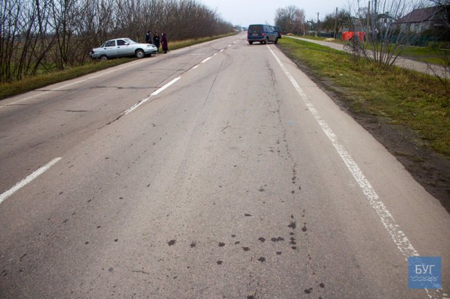 Аварія на Волині: 83-річний водій порушив правила і зіткнувся з бусом