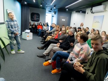 Сценарист українських серіалів Павло Євчук в Дія. Бізнес у Луцьку розповів, як написати класний сценарій