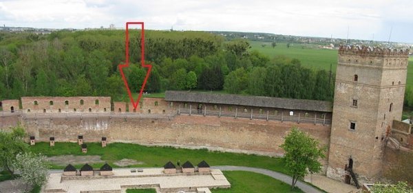 Реставруватимуть частину дерев'яних конструкцій від Владичої до Стирової вежі (позначено)