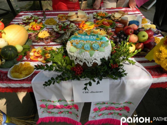 Зірки шоубізу та міжнародний фестиваль: як у Ратному святкували День Незалежності