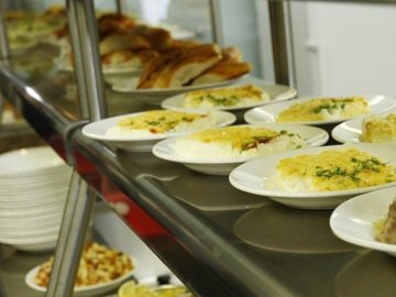 Уряд змінив норми харчування у школах та дитячих садочках