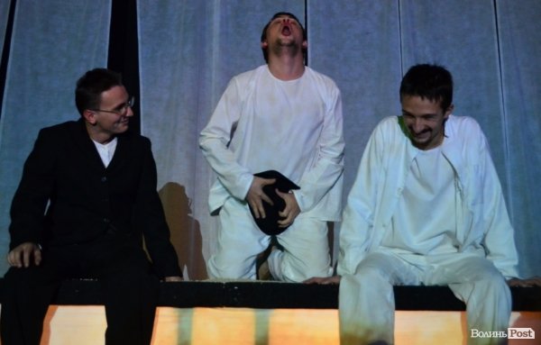 Театр «Гармидер» «збожеволів» на сцені. ФОТО  